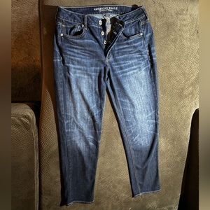 - American Eagle Outfitters Jeans - Stretch - Tomgirl - Size 10 Regular -